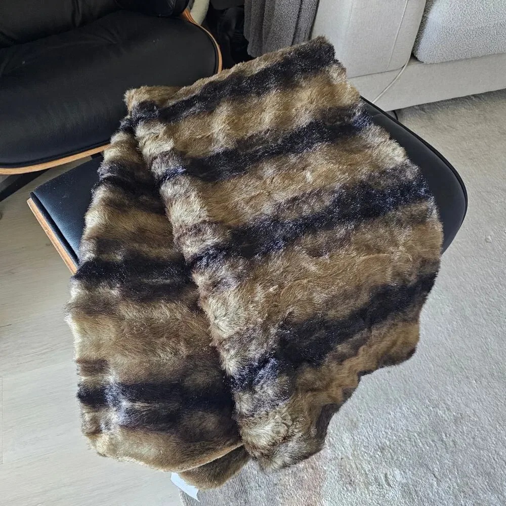 West Elm Faux Fur Chinchilla Throw 60x80 reversible brown Beige